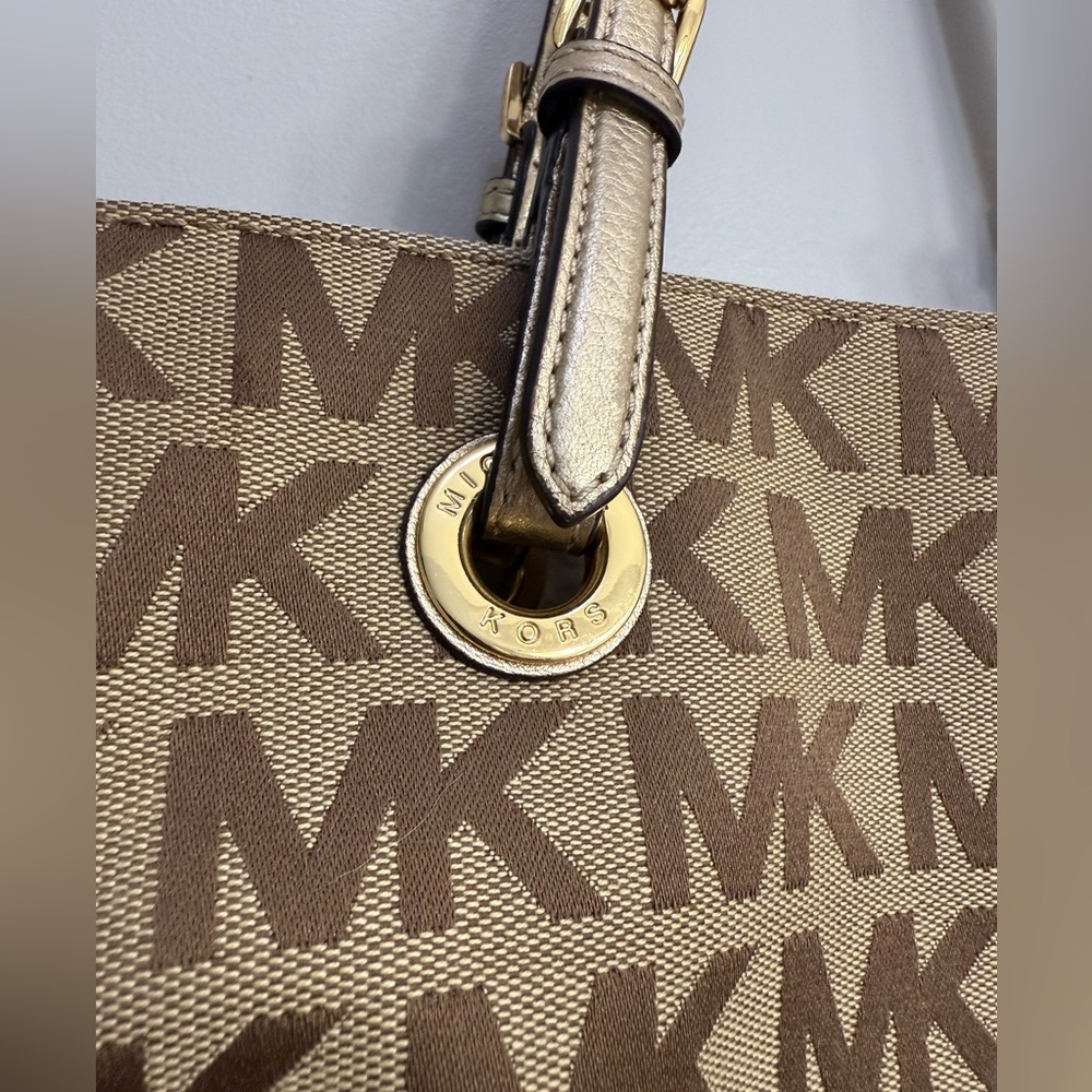 Michael Michael Kors Jet Set BG/EB/MOCHA EW Signature Tote Bag EUC - Picture 5 of 6
